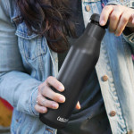 branded CamelBak Horizon Vacuum Bottle - 750ml, from our range of promotional Drink Bottles - Metal