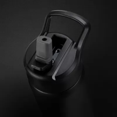 branded Swiss Peak Stealth Vacuum Bottle - 750ml, from our range of promotional Swiss Peak