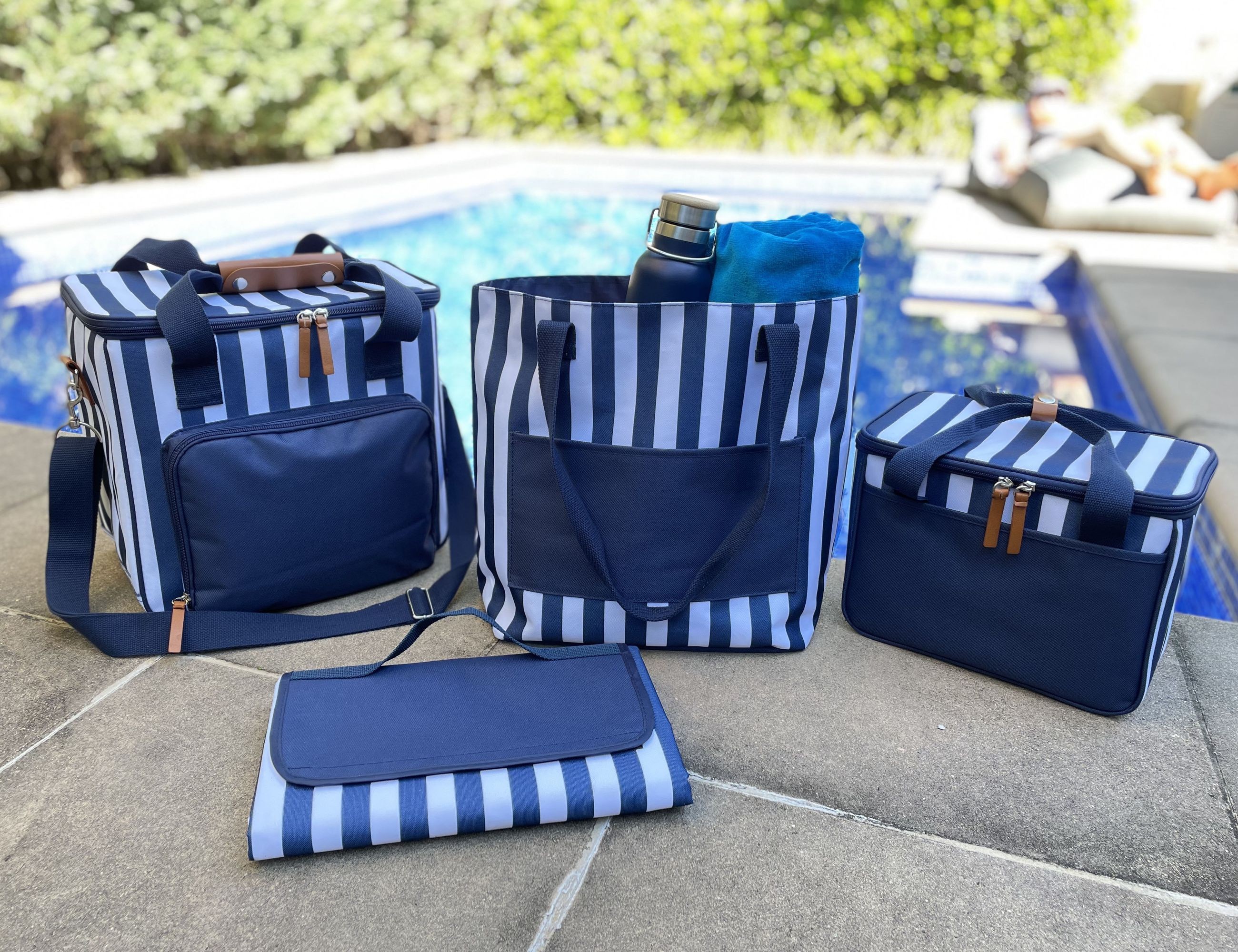 branded Ascot Beach Tote, Navy, from our range of promotional Shopping Tote Bags
