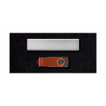 branded Infinity Gift Set, from our range of promotional Power Banks