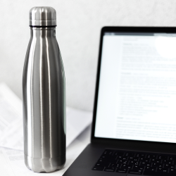 branded Mega Copper Vacuum Insulated Bottle 760ml, from our range of promotional Drink Bottles - Metal