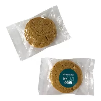 branded 50g White Chocolate & Macadamia Cookie Packed in Cello Bags, from our range of promotional Biscuits & Cookies