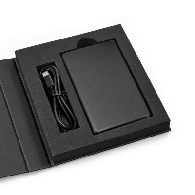Axial by Nomis Solid State 10000mAh Power Bank