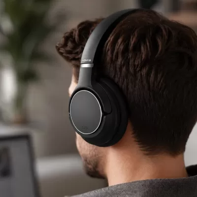 Aero by Nomis Zinc Alloy Headphones