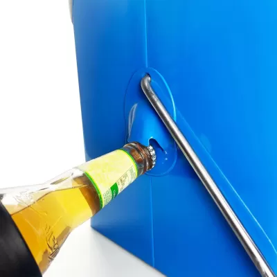 Retro Metal Ice Cooler Box