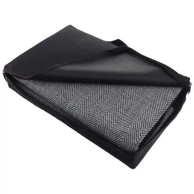 Día De Campo Poly Rug with Waterproof Backing