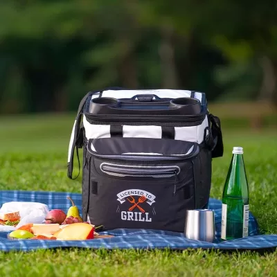 Arctic Zone Titan Deep Freeze Rolling Cooler Bag