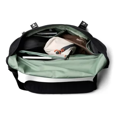 Bellroy Classic 13L Poly Messenger Bag