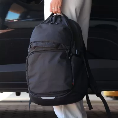 Trekk Alpine 17 Computer 42L Poly Backpack