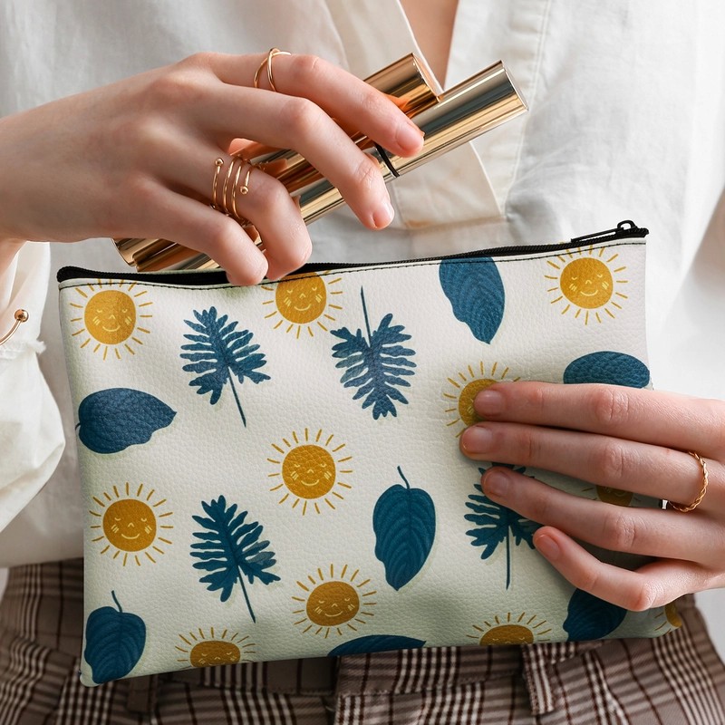 Flora Medium Leather Cosmetic Bag