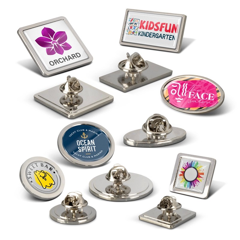 Altura Large Round Metal Lapel Pin