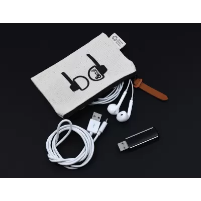 &stuff Calico 8.5 x 13cm Earphone Pouch