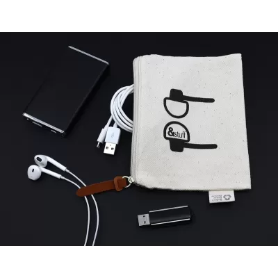 &stuff Calico 12.5 x 17cm Earphone Pouch