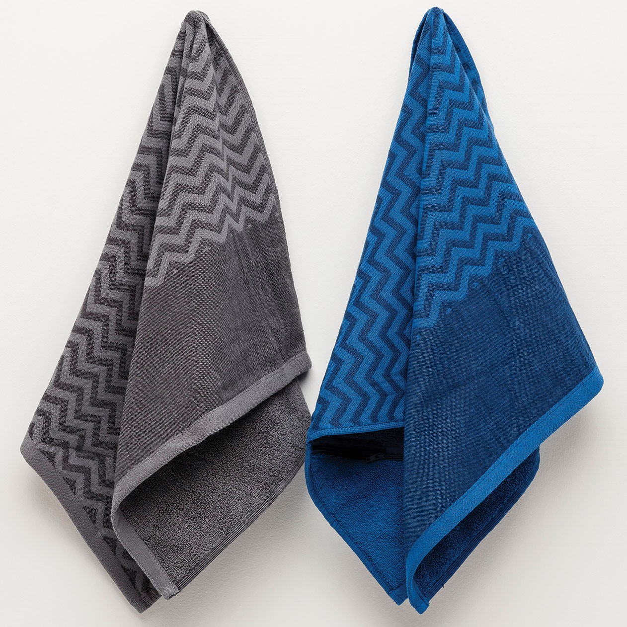 branded Elite Gym Towel with Pocket, from our range of promotional Sports Towels
