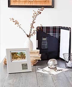 COMPENDIUMS & BUSINESS GIFTS